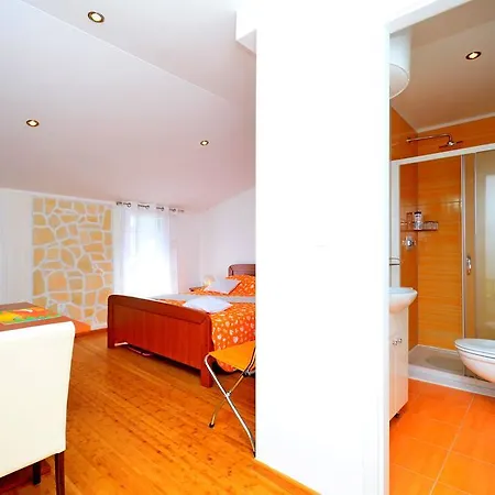 Villa Capo Split Room photo