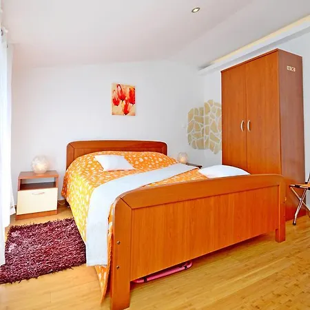 Villa Capo Split Room photo